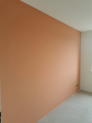 oranje sauswerk kleur wand