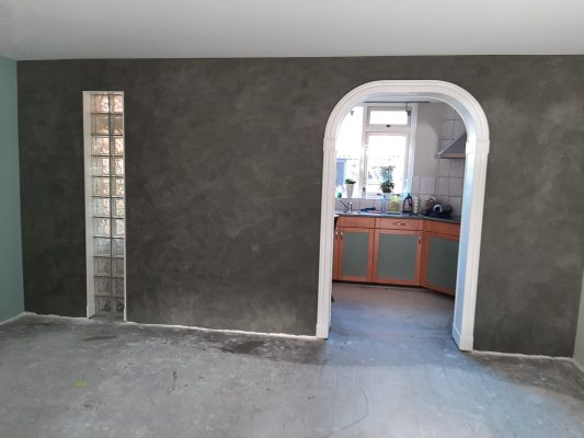 Stucco mat en stucwerk wanden woning.